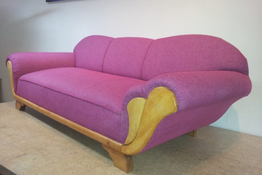 Restaurierung eines ART DECO Sofas​