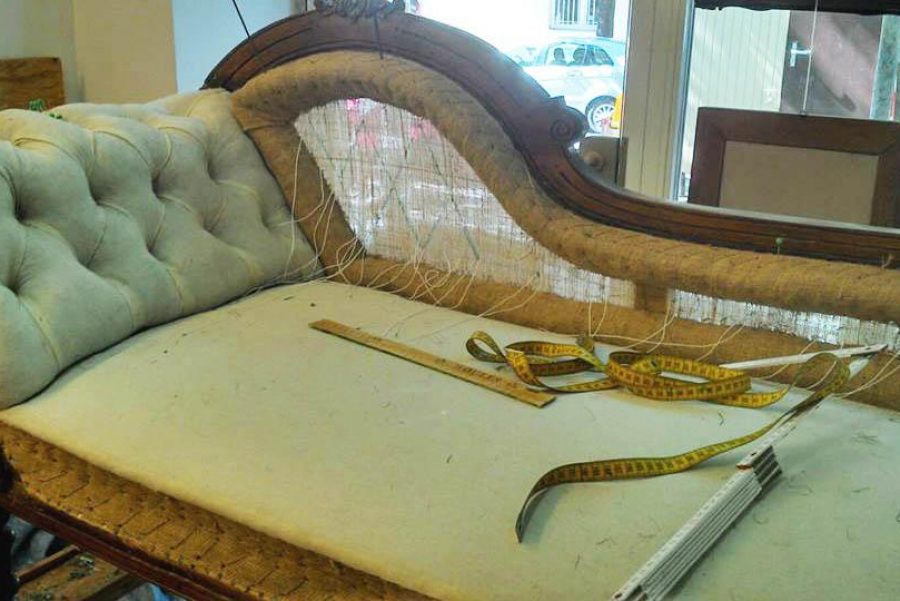 Chaiselongue mit neuem Lederbezug - Reparatur