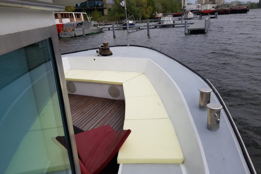Sitz- und Rückenpolster für ein Boot