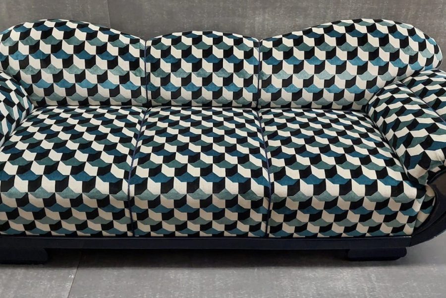 Restaurierung eines ART DECO Sofas​