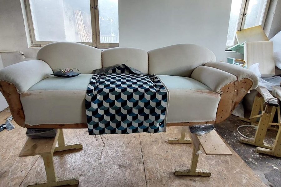 Restaurierung eines ART DECO Sofas​