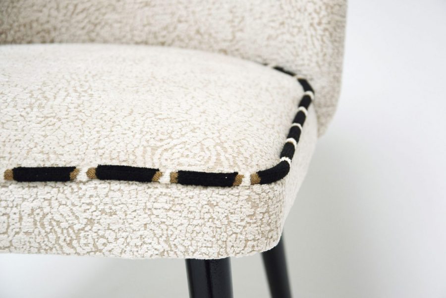 Cocktailstühle um 1960 mit Velourstoff im Deutschmann Design