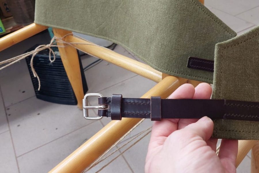 Lederaufarbeitung zweier Safari-Stühle