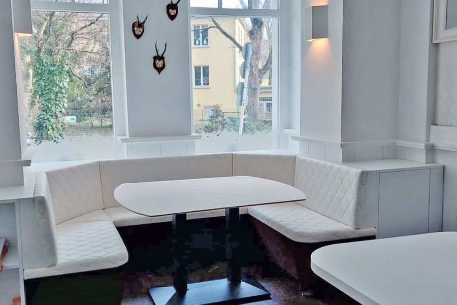 Raumausstattung – Restaurant Schneeweiss